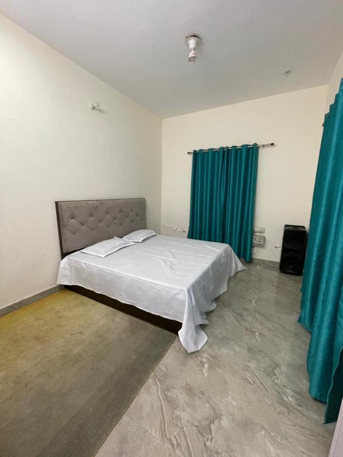 Anantam Aravali Villa Gurgáon Kültér fotó
