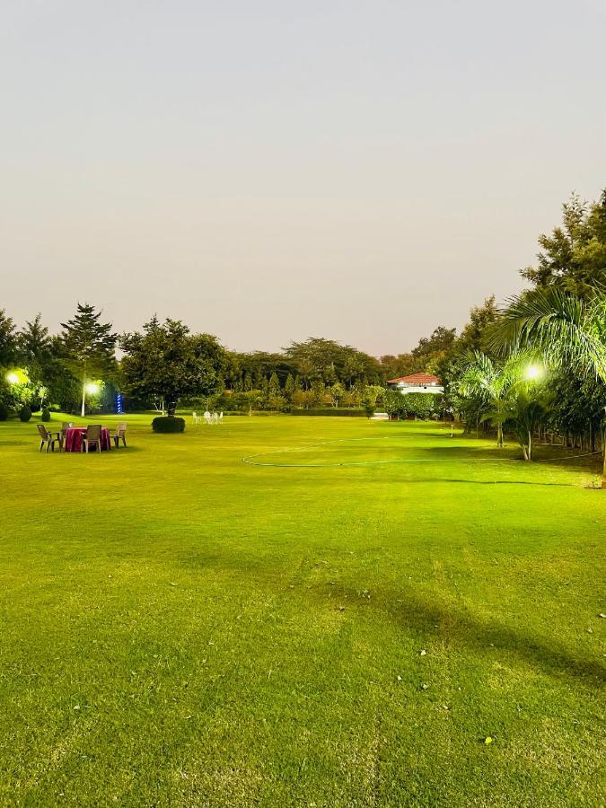Anantam Aravali Villa Gurgáon Kültér fotó